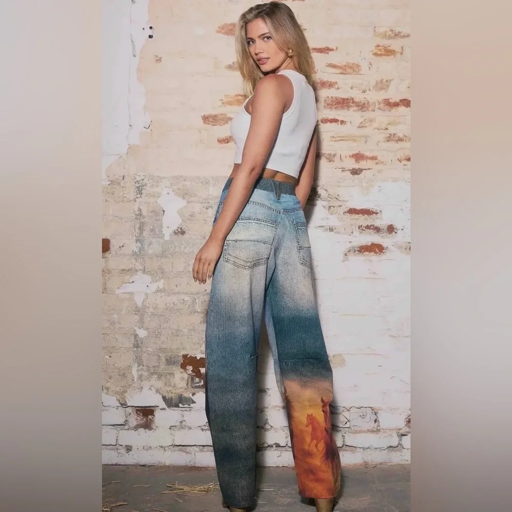 Women’s Blue Graphic Wide-Leg Jeans with Horse Print -small - Picture 2 of 8